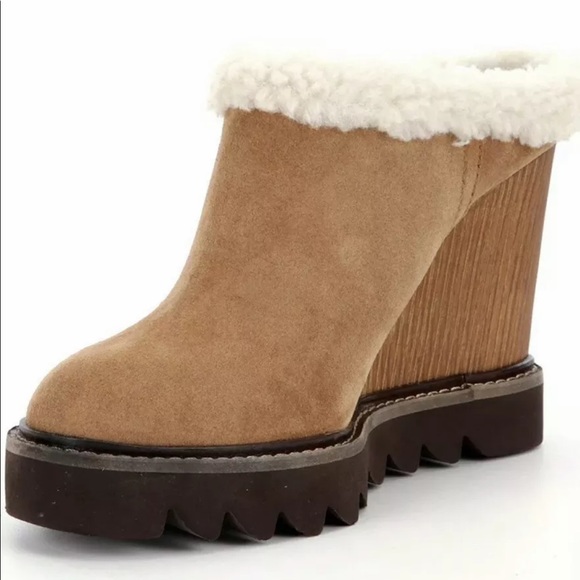 BCBGeneration Shoes - NEW BCBGeneration size 9 Nerissa Wedge Mules Brown